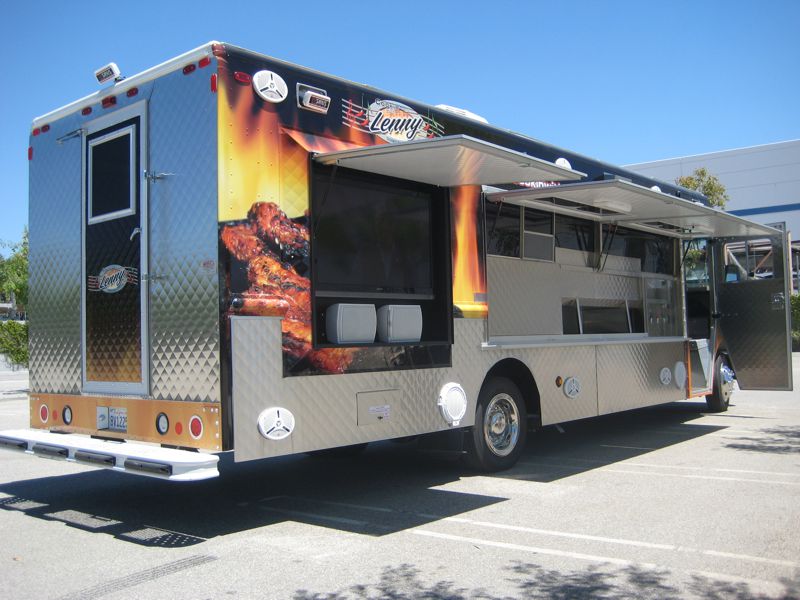 22' Motion Picture Catering Truck Exterior